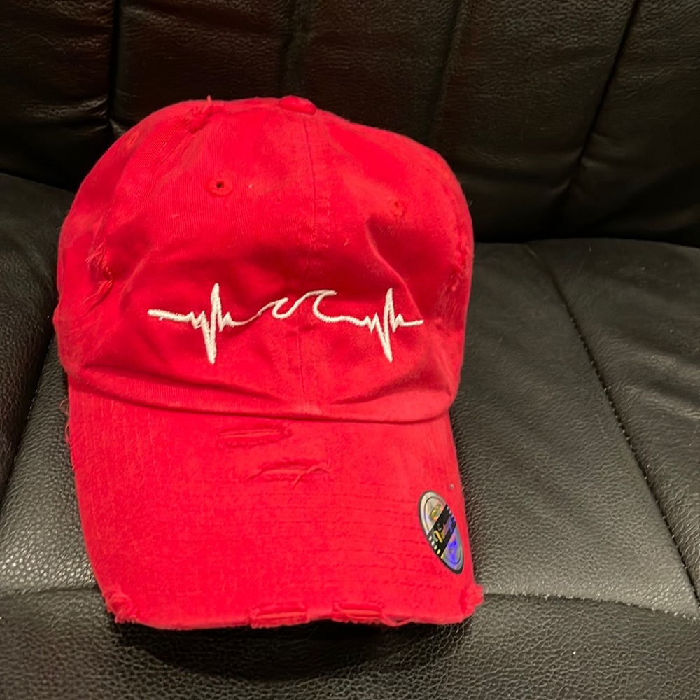 The wavy ones hat